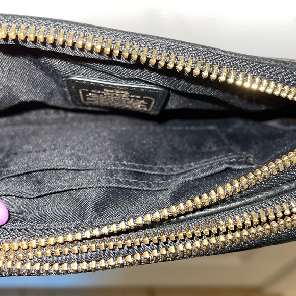 Coach purse - Picture 5 of 5